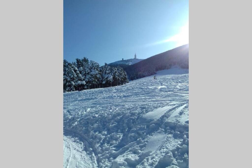 chambre à coté du mont Ventoux Mazan Exterior foto
